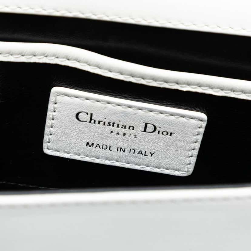 Dior Leather Patch Embellished Clutch on Chain White Leather Good condition - Box View