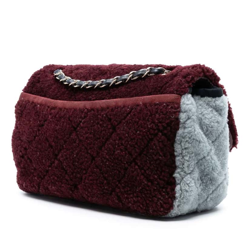 Chanel Medium Tricolor CC Quilted Shearling Single Flap Red Very good condition - Back View