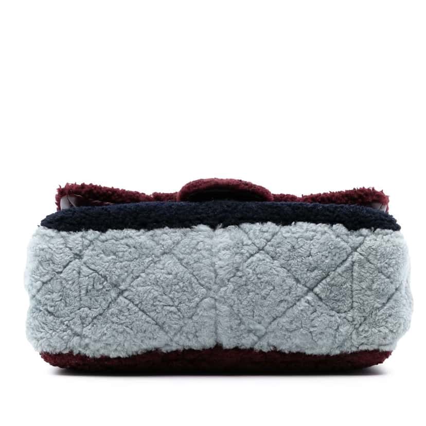 Chanel Medium Tricolor CC Quilted Shearling Single Flap Red Very good condition - Inside View