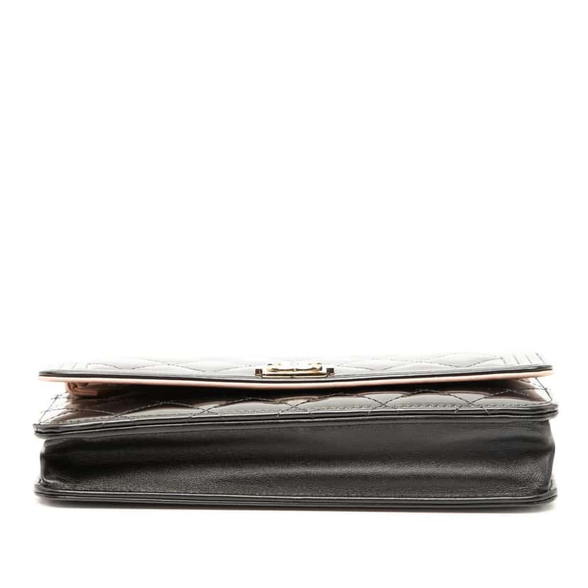 Chanel Quilted Patent Boy Wallet on Chain Black Leather Good condition - Inside View