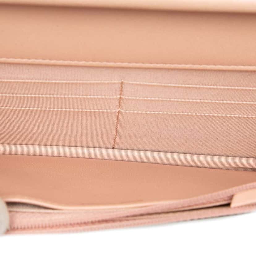 Chanel Quilted Patent Boy Wallet on Chain Black Leather Good condition - Model View