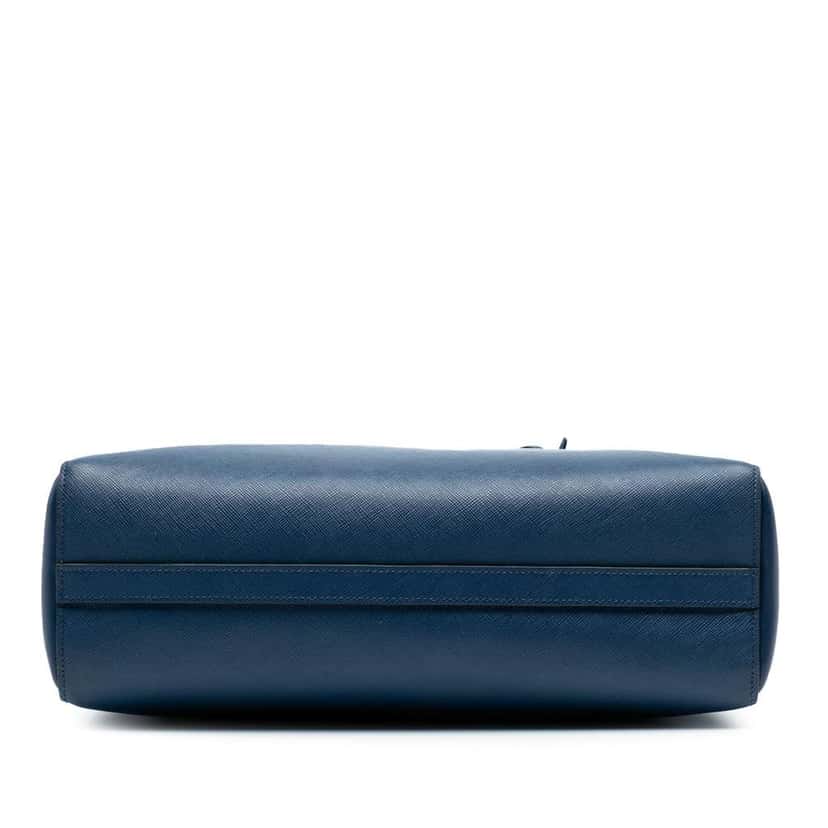 Prada Soft Calf Trimmed Saffiano Zippered Convertible Tote Blue Leather Good condition - Inside View