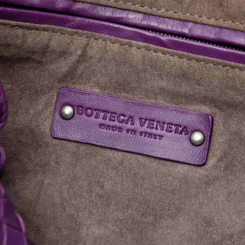 Bottega Veneta Nappa Intrecciato Nodini Crossbody Purple Leather Good condition - Box View