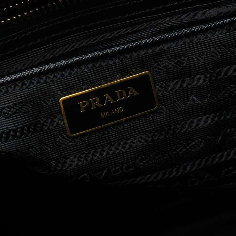 Prada Large Saffiano Lux Galleria Tote Black Leather Good condition - Box View