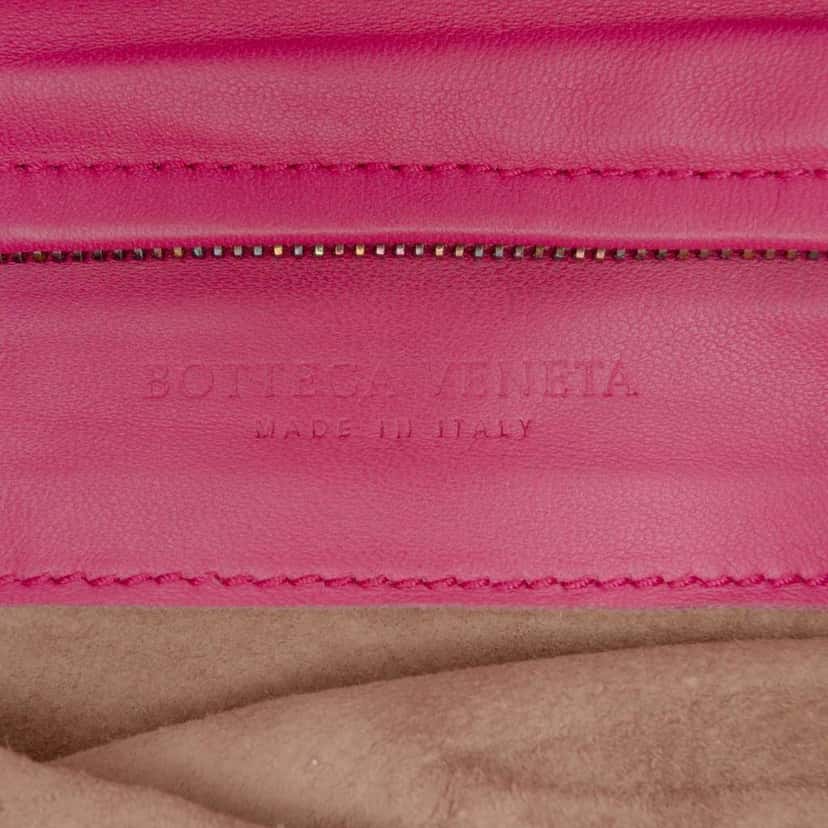 Bottega Veneta Nappa Intrecciato Turn Lock Clutch Pink Leather Good condition - Box View