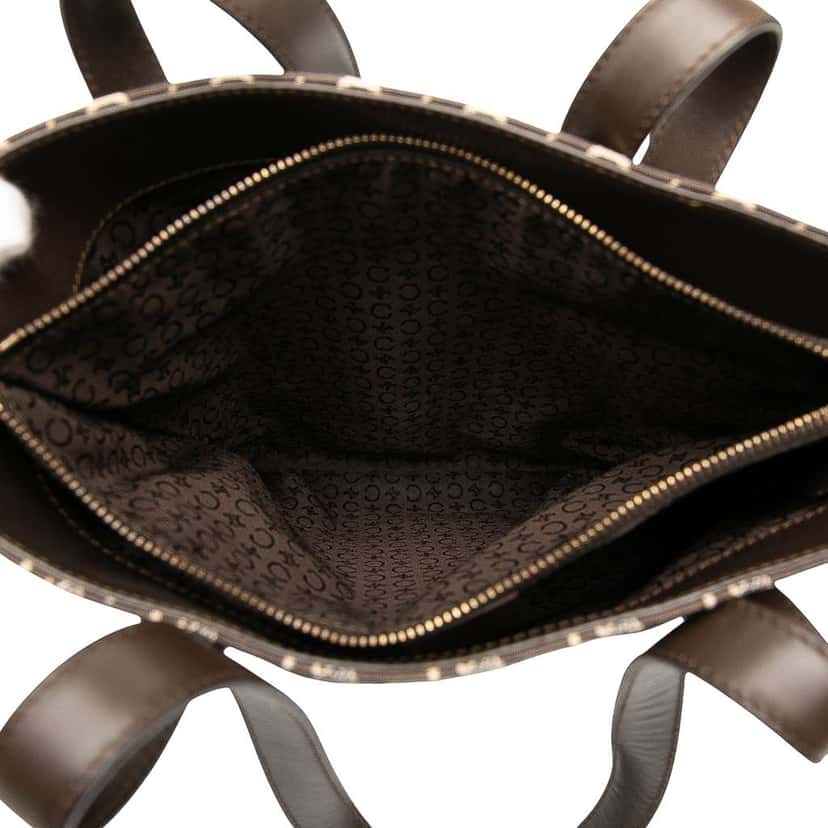 Celine C Macadam Canvas Bucket Bag Brown Canvas Very good condition - Model View