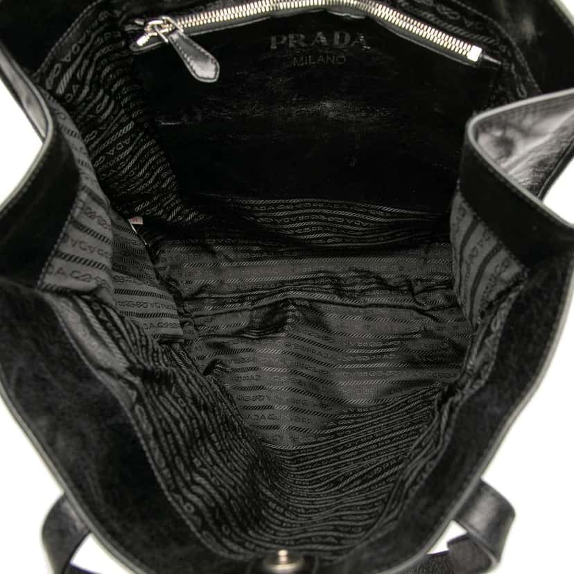 Prada Nappa Leather Antique Skull Tote Black Leather Good condition - Model View
