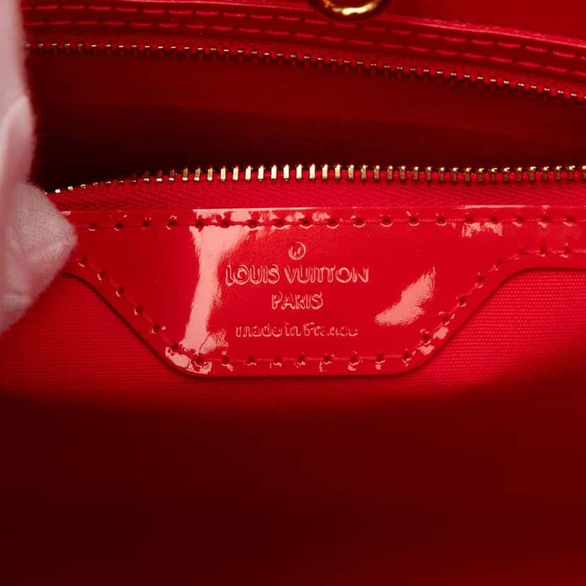 Louis Vuitton Monogram Vernis Avalon MM Red Leather Good condition - Box View
