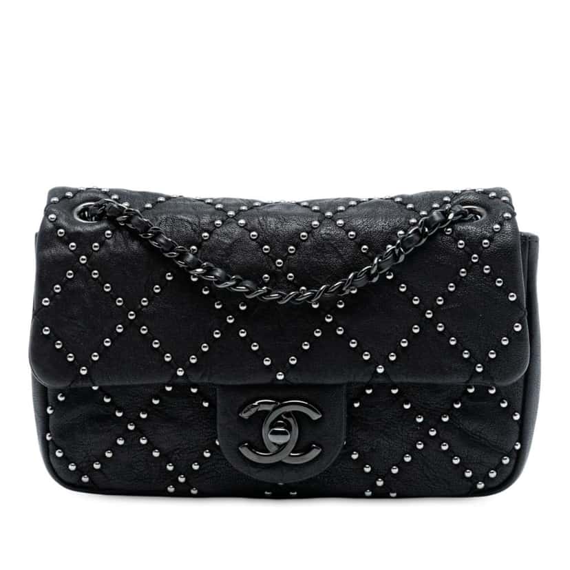 Chanel Small Quilted Distressed Calfskin Studded Metal Beauty Flap Black Leather Good condition - Front View