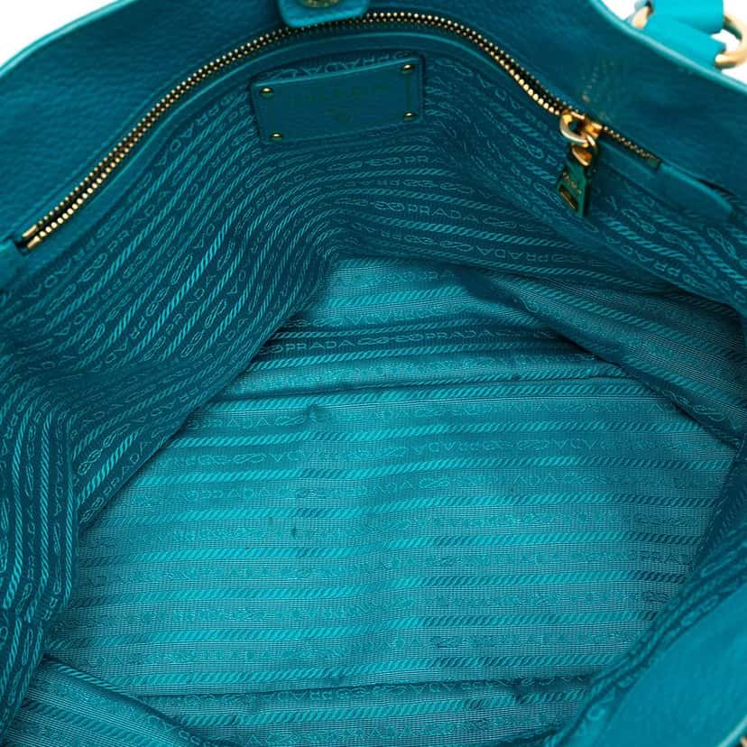 Prada Vitello Daino Open Convertible Tote Blue Leather Good condition - Model View