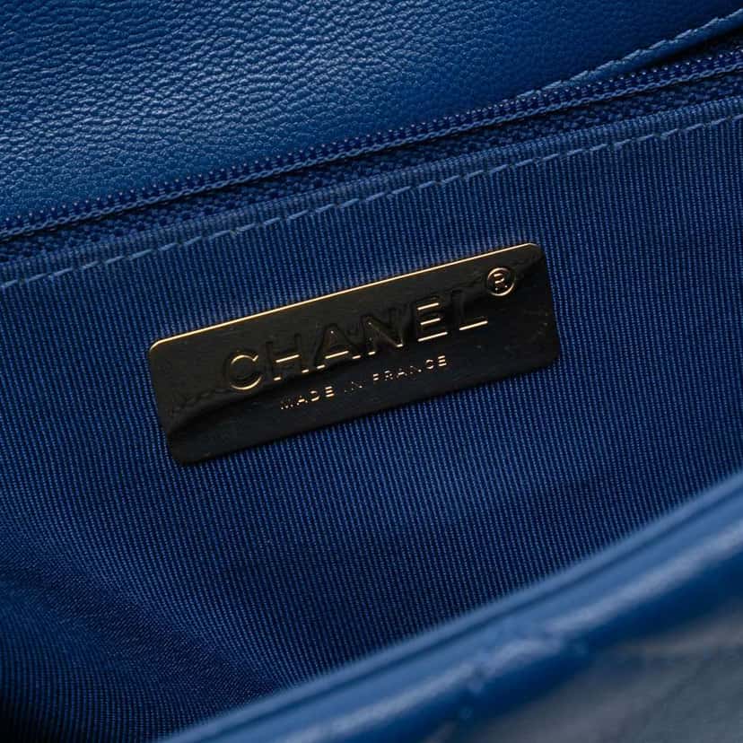 Chanel Large Lambskin 19 Flap Blue Leather Good condition - Box View