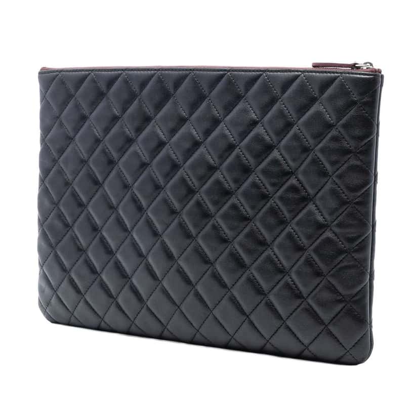 Chanel Large Quilted Lambskin O Case Clutch Black Leather Good condition - Back View
