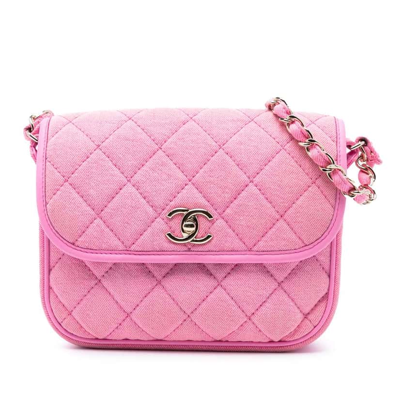 Chanel Small CC Quilted Denim Messenger Flap Pink Denim Very good condition - Front View