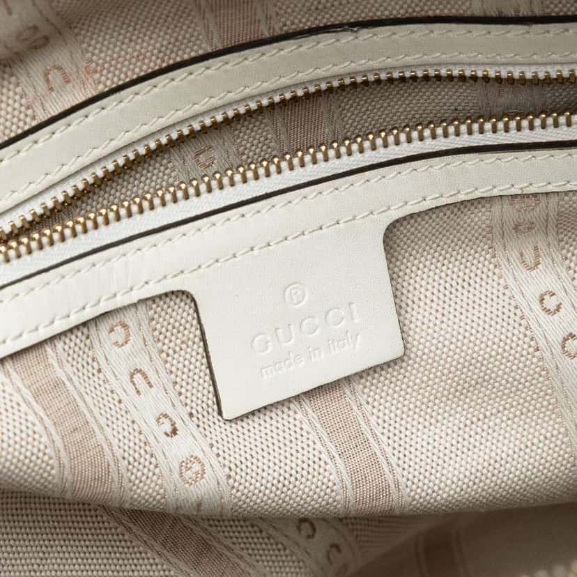 Gucci Medium Diamante Leather Boston Bag White Leather Good condition - Box View