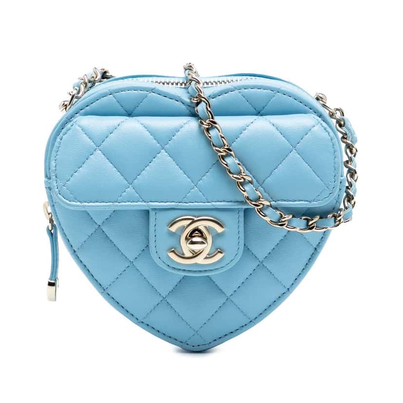 Chanel Mini Lambskin CC in Love Heart Crossbody Blue Leather Good condition - Front View