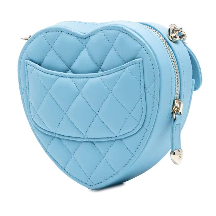 Chanel Mini Lambskin CC in Love Heart Crossbody Blue Leather Good condition - Back View