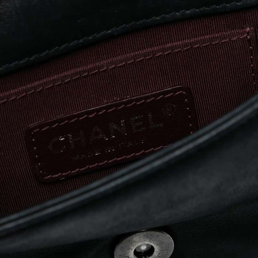 Chanel Mini Acrylic and Calfskin Boy Brick Flap Green Leather Good condition - Box View