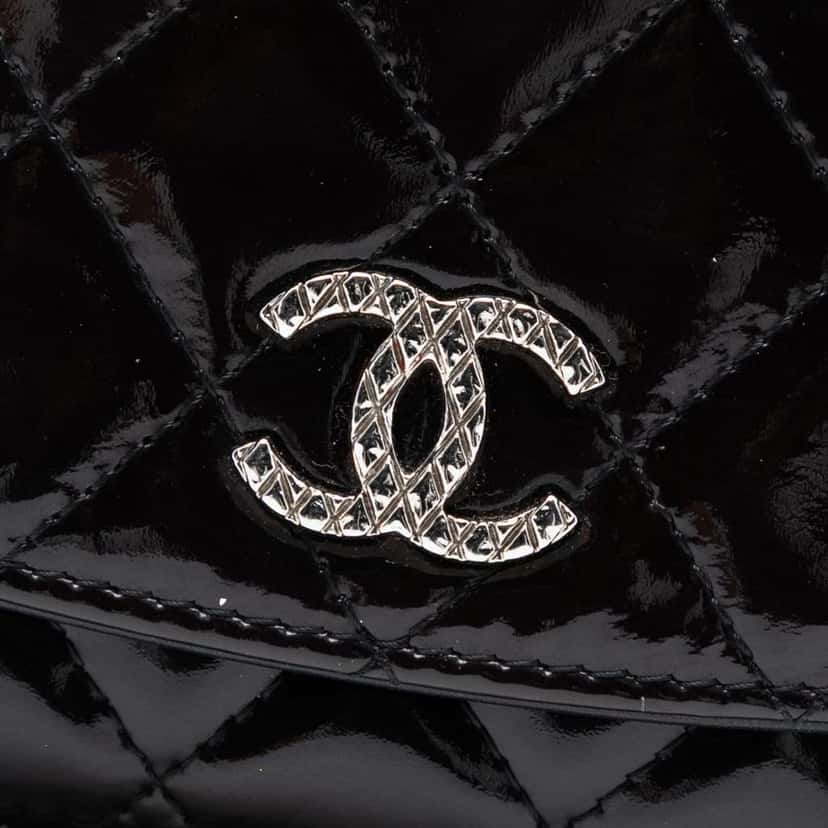 Chanel CC Quilted Patent Brilliant Wallet On Chain Purple Leather Good condition - Box View