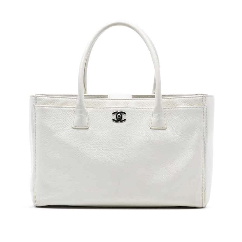 Chanel Medium Caviar Executive Cerf Tote White Leather Good condition - Front View
