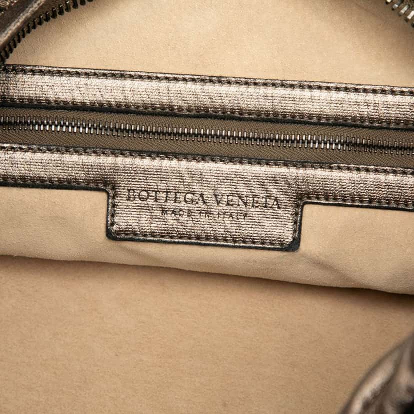 Bottega Veneta Medium Metallic Nappa Intrecciato Veneta Hobo Gold Leather Good condition - Box View