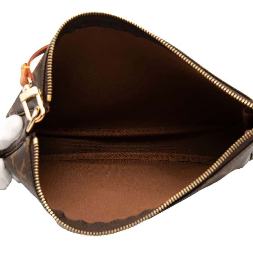 Louis Vuitton Monogram Pochette Accessoires Brown Good condition - Model View