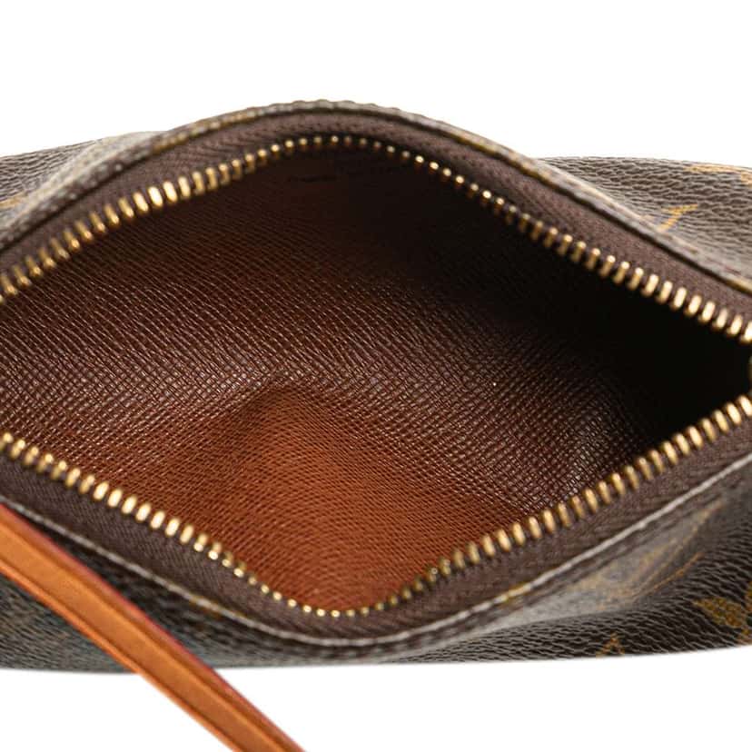 Louis Vuitton Monogram Papillon Pochette Brown Good condition - Model View