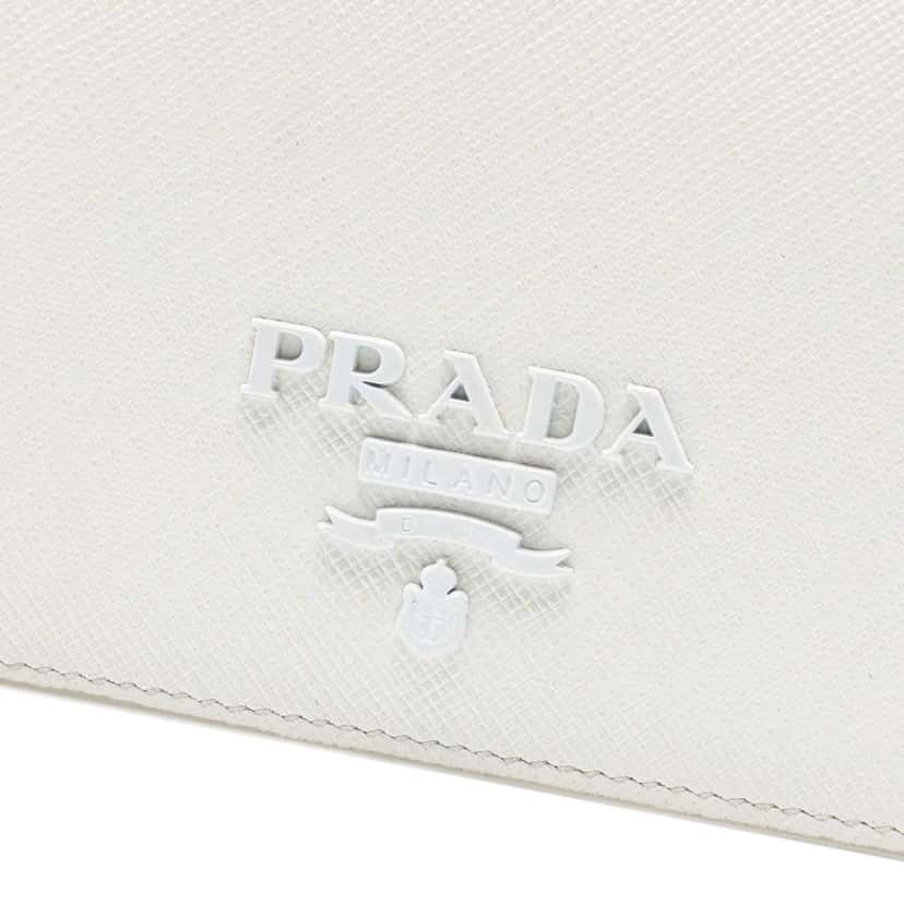Prada Saffiano Lux Monochrome Wallet on Chain White Leather Good condition - Box View