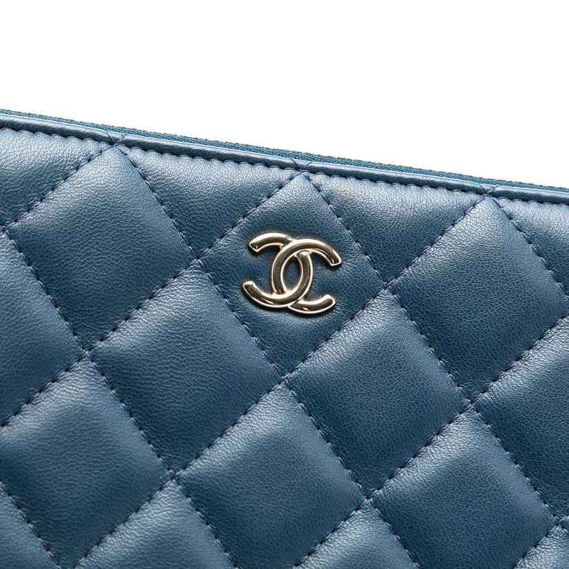 Chanel Large Quilted Lambskin La Habana O Case Clutch Blue Leather Good condition - Box View