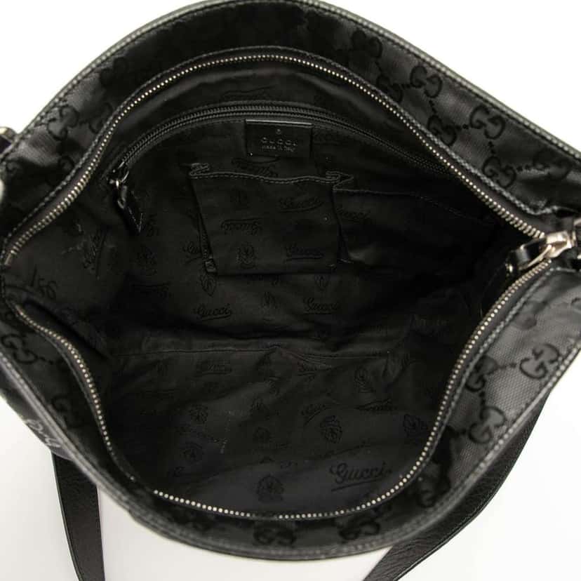 Gucci GG Imprime Web Crossbody Black Canvas Good condition - Model View