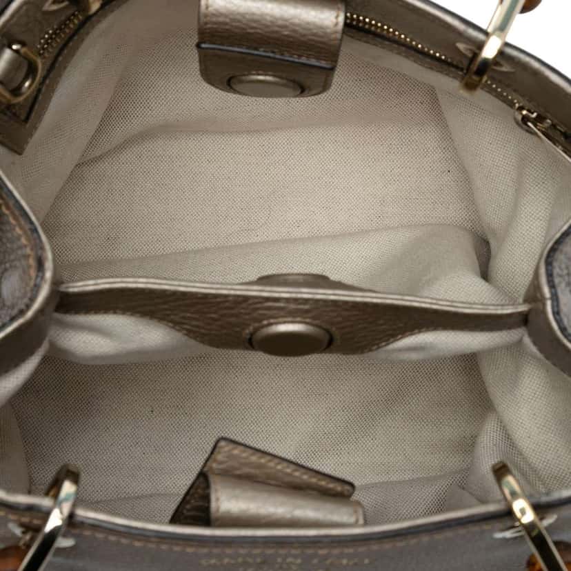 Gucci Small Calfskin Bamboo Shopper Satchel Gold Leather Good condition - Model View