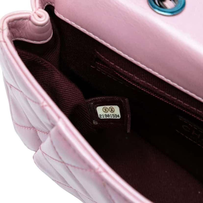 Chanel Mini Quilted Metallic Calfskin Coco Pleats Chain Flap Pink Leather Good condition - Model View