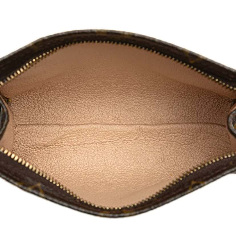 Louis Vuitton Monogram Toiletry Pouch 15 Brown Very good condition - Model View
