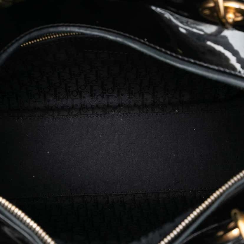 Dior Large Patent Cannage Lady Dior Black Leather Good condition - Model View