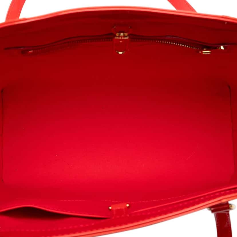 Louis Vuitton Monogram Vernis Avalon GM Red Leather Good condition - Model View