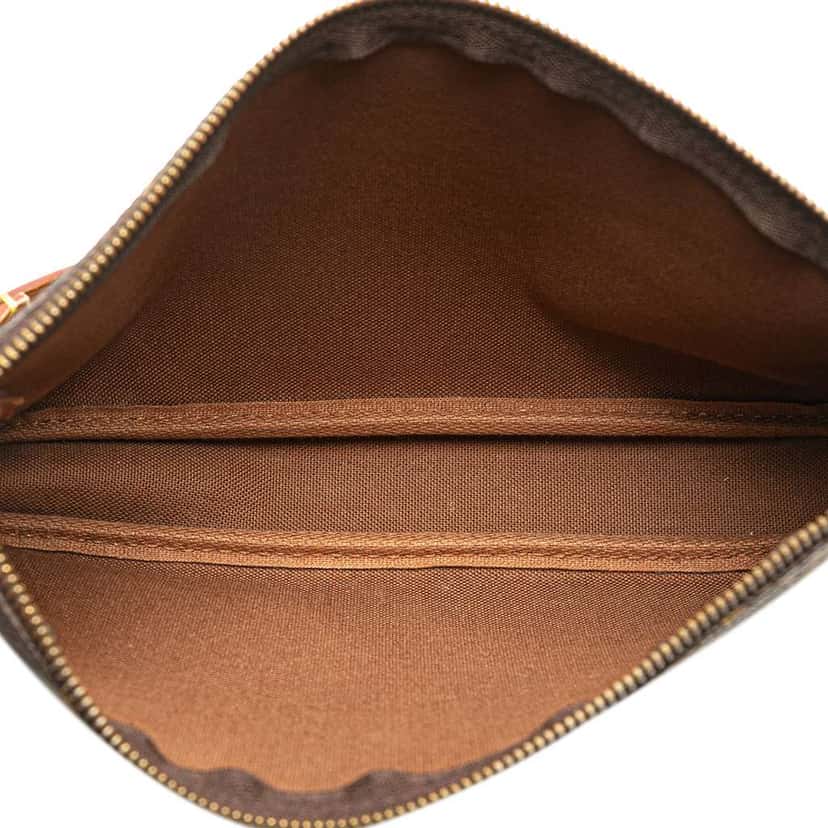 Louis Vuitton Monogram Pochette Accessoires Brown Good condition - Model View