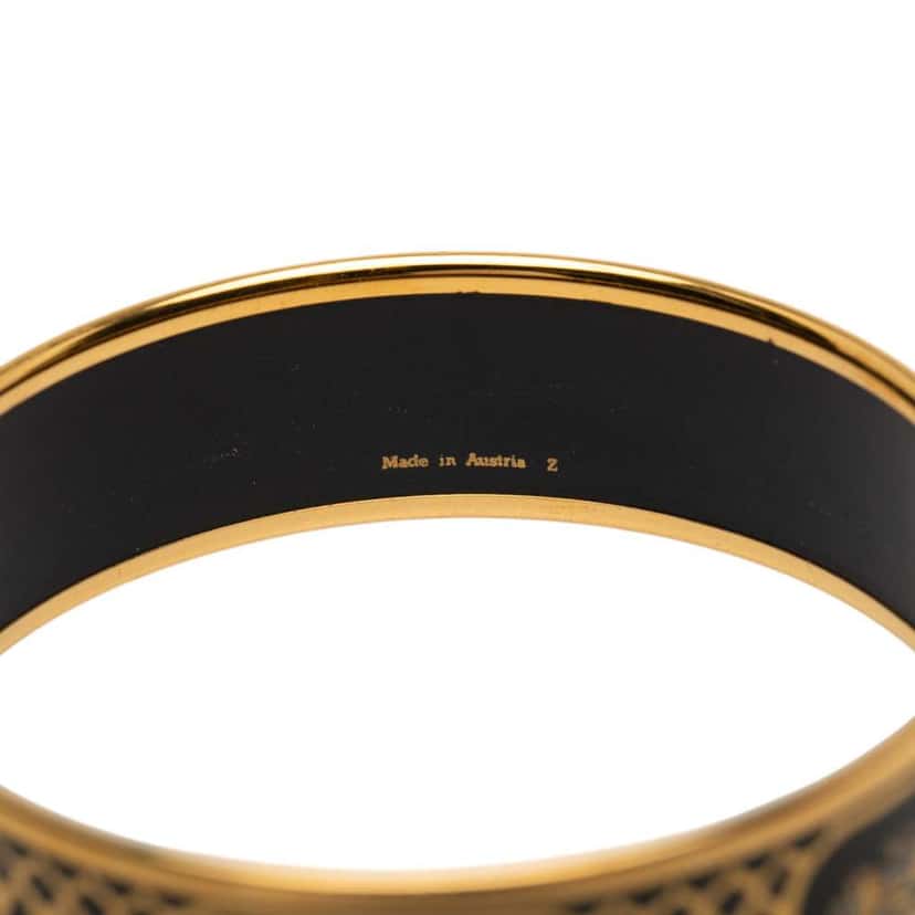 Hermès Wide Grand Apparat Enamel Bangle 65 Black Good condition - Model View