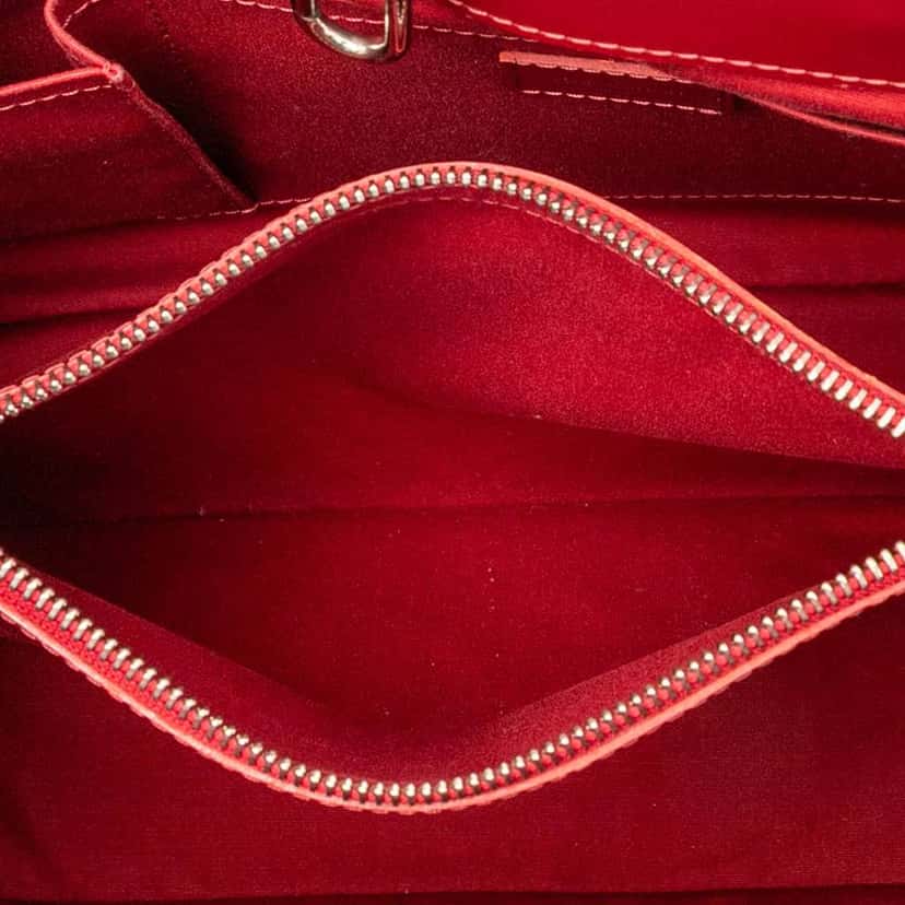 Louis Vuitton Epi Passy PM Red Leather Very good condition - Model View