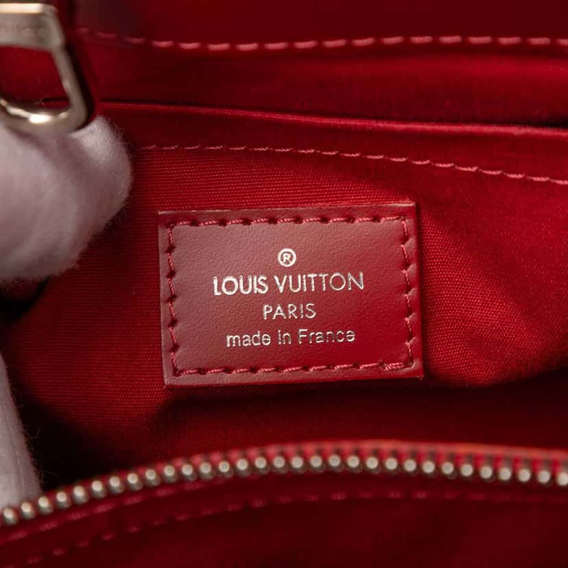 Louis Vuitton Epi Passy PM Red Leather Very good condition - Box View
