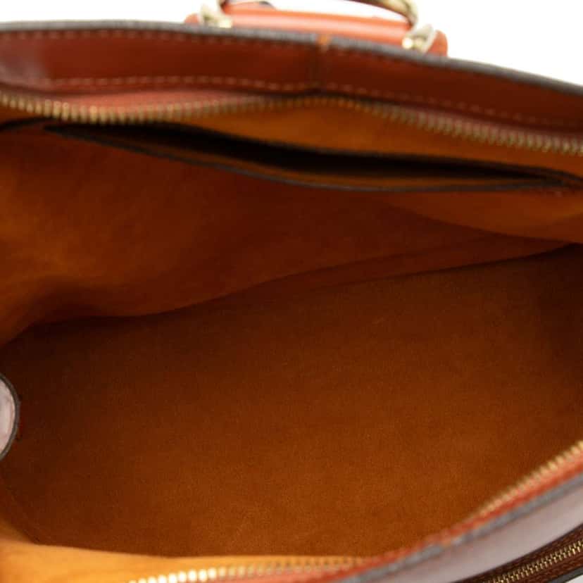 Louis Vuitton Epi Gobelins Brown Leather Good condition - Model View