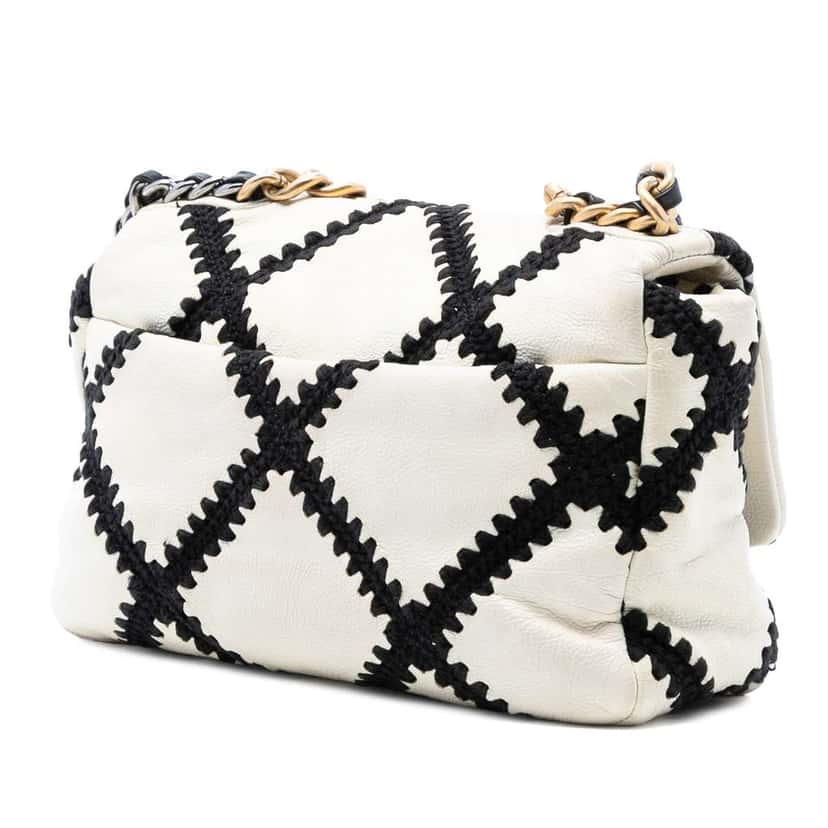 Chanel Medium Crochet Calfskin 19 Flap White Leather Good condition - Back View