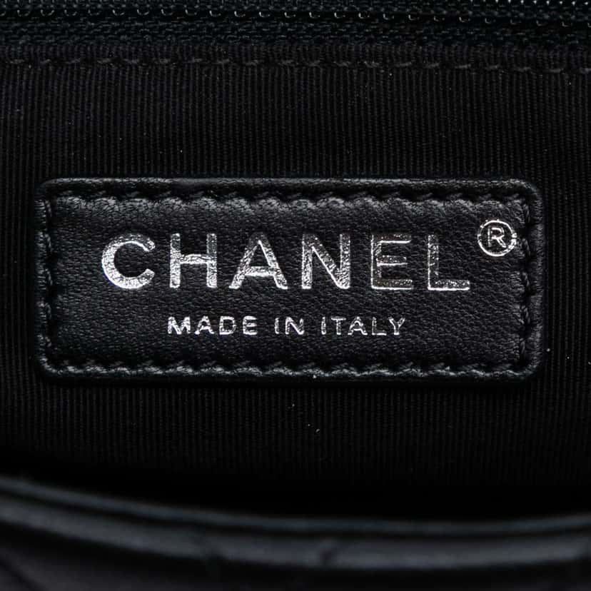 Chanel Small Chevron Calfskin Stud Wars Flap Black Leather Good condition - Box View