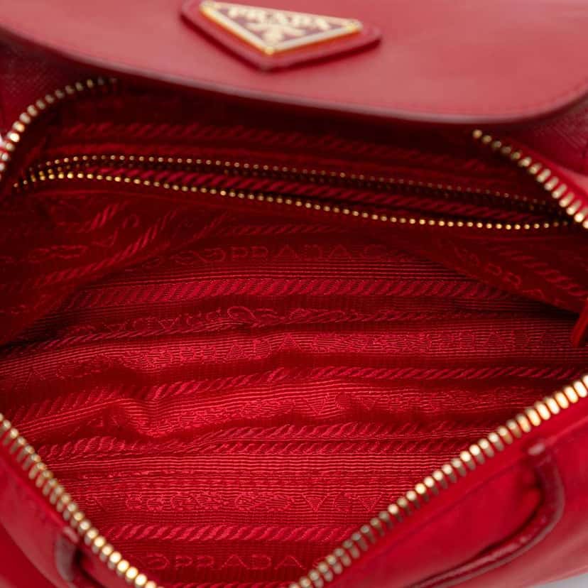 Prada Saffiano Trimmed Tessuto Chain Crossbody Red Good condition - Model View