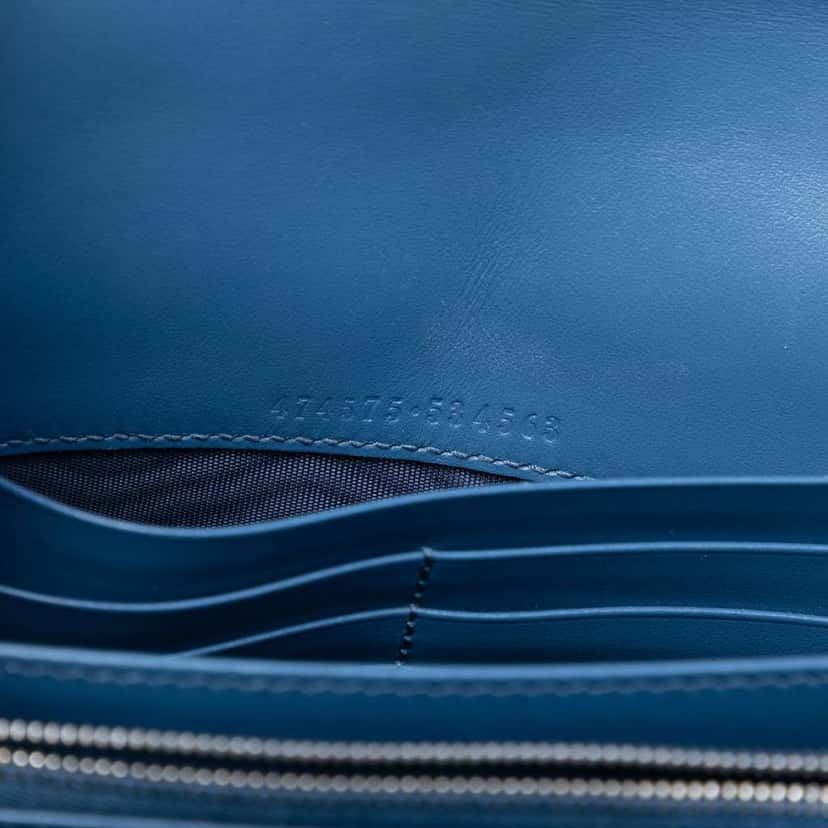 Gucci GG Marmont Matelasse Leather Aria Wallet On Chain Blue Leather Good condition - Box View