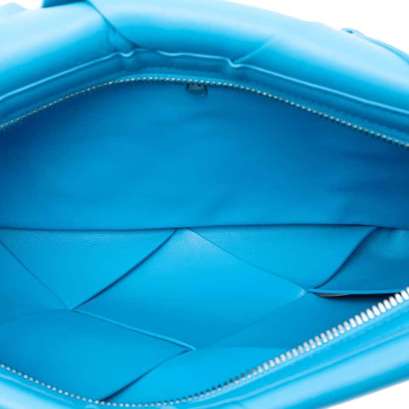 Bottega Veneta Nappa Maxi Intrecciato Clutch Blue Leather Good condition - Model View