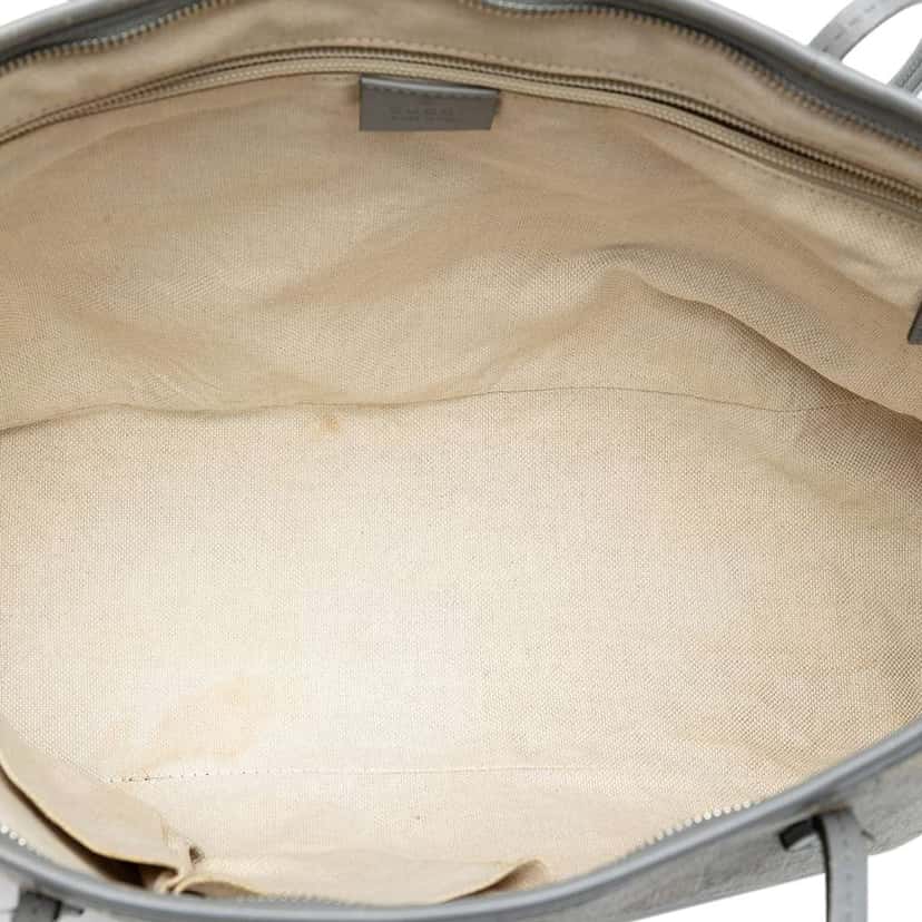 Gucci GG Supreme Satchel Brown Canvas Good condition - Model View