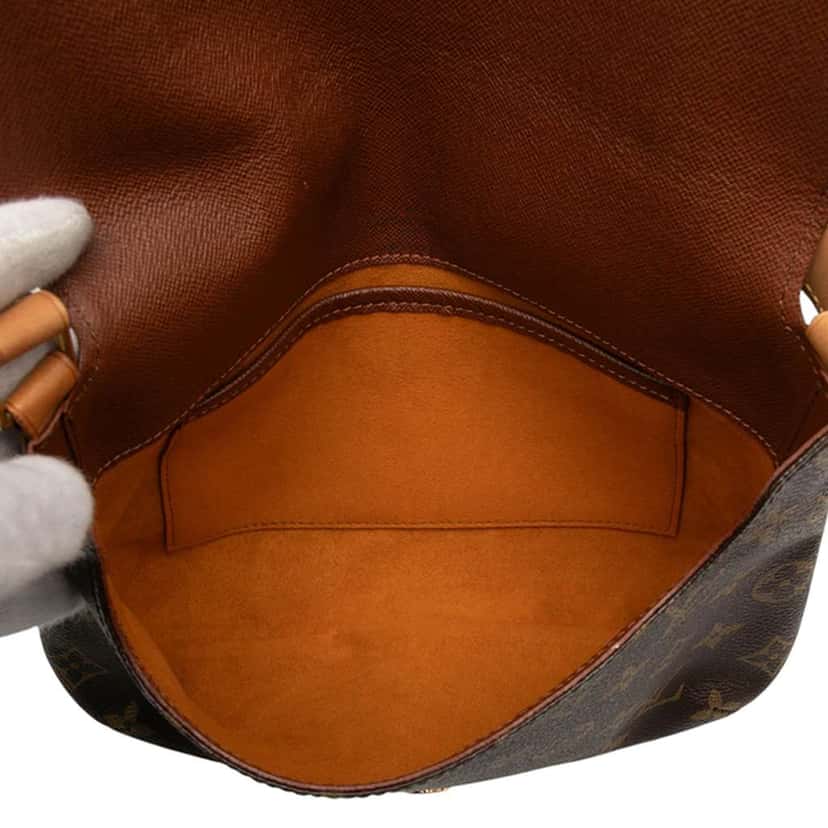 Louis Vuitton Monogram Musette Tango Short Strap Brown Good condition - Model View