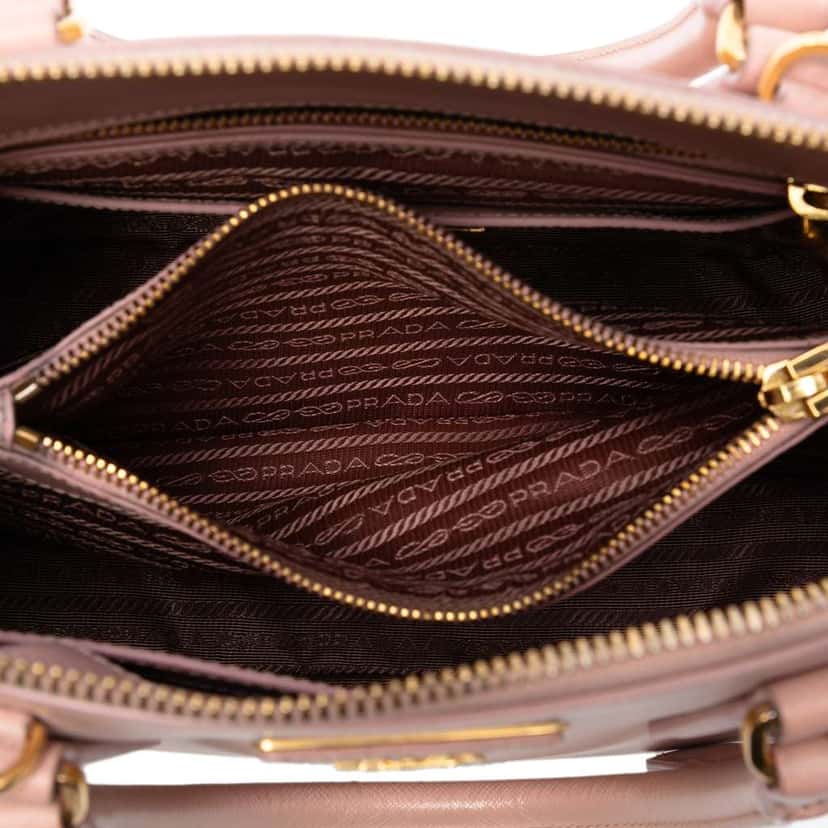 Prada Medium Saffiano Lux Promenade Satchel Pink Leather Good condition - Model View