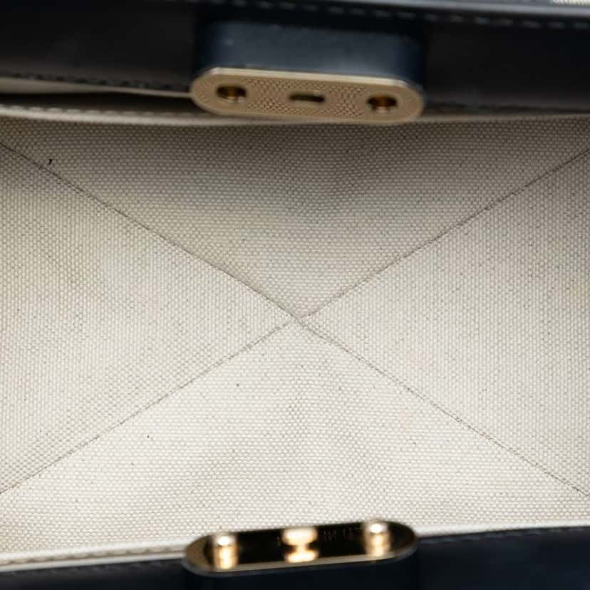Dior Oblique Canvas Key Shoulder Bag Blue Canvas Very good condition - Model View