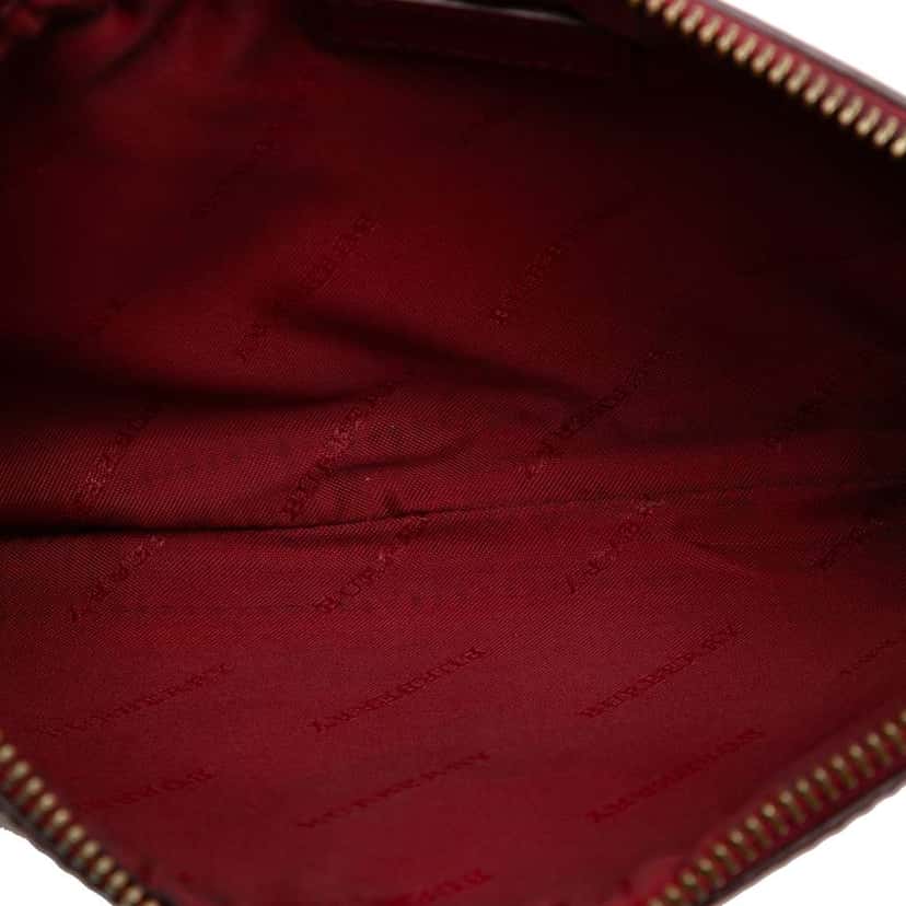 Burberry Haymarket Check Coated Canvas Peyton Crossbody Brown Canvas Good condition - Model View