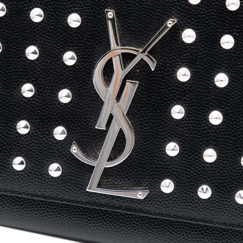 Saint Laurent Grain De Poudre Classic Monogram Studded Clutch Black Leather Good condition - Box View